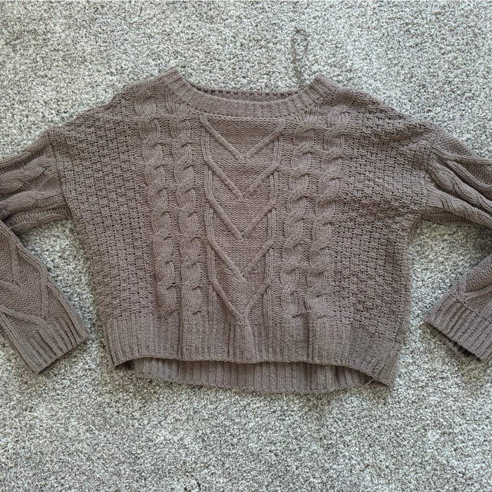 Cozy Cable Knit Sweater - Brown